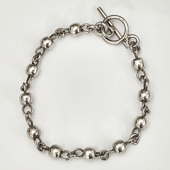 Vintage Sterling Silver Ball Bracelet with Toggle Closure - Picture 2 of 5